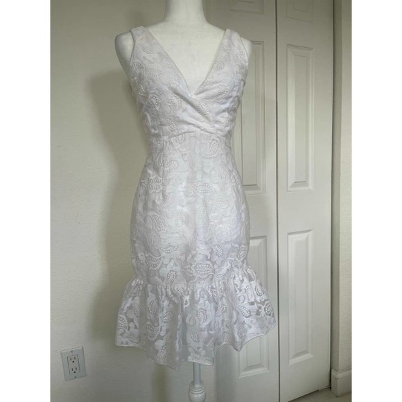 Marchesa Voyage Dresses & Skirts - NWT Marchesa Voyage Dress
